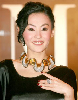 HK techie denies he stole pics