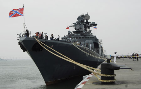 Russian submarine chaser opens to the public in Guangdong