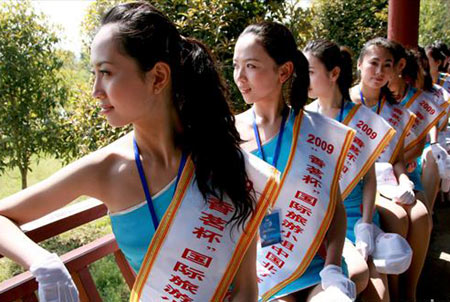 Compete for N China laureates at 2009 Miss Tourism Int'l contest