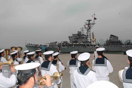 Bangladeshi destroyer arrives for 1st China visit