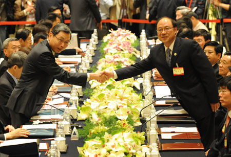 Cross-Straits talks underscore economic exchanges, co-op