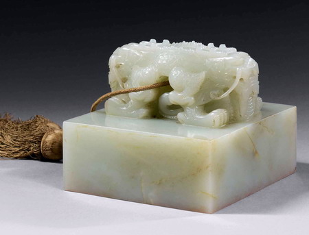 Jade seal of Old Summer Palace auctioned in Paris