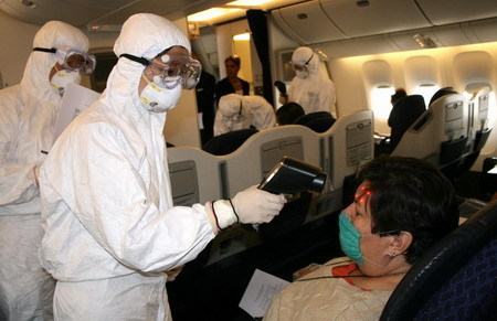 Mexican plane lands in Shanghai, all clear of flu