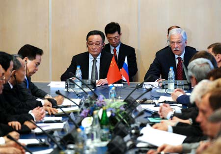 Chinese top legislator meets Russian Duma chairman