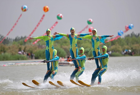 Chinese celebrate Duanwu racing Dragon Boats