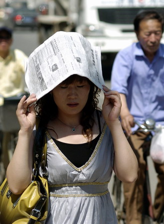 Scorching heatwave hits north China