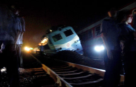 Three die in train collision in Hunan