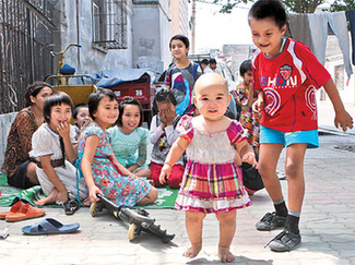 Friendship, unity prevail despite violence in China's Xinjiang