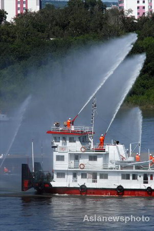 Sino-Russian joint emergency drill on Heihe river