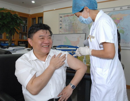 China's flu vaccines safe: Health Ministry