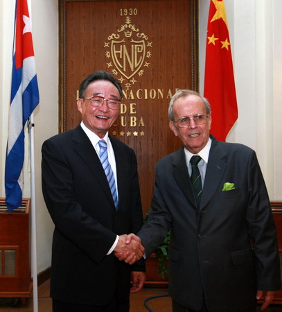 Chinese top legislator visits Cuban leader Fidel Castro