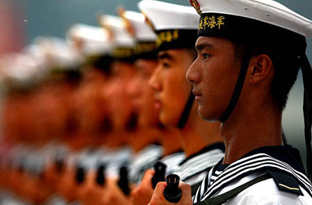 Soldiers exercise for military parade on Oct.1