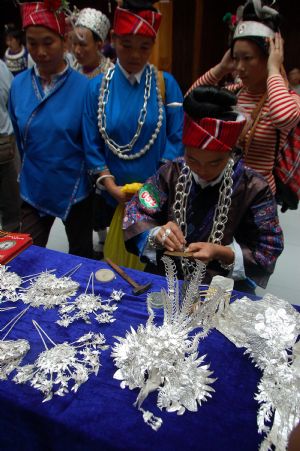 Traditional handicraft competition held in Kaili, SW China