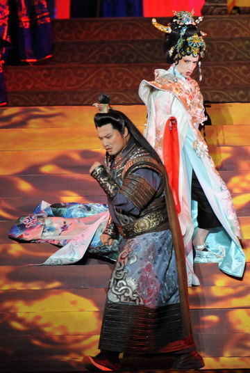 Opera Turandot debuts at Bird's Nest
