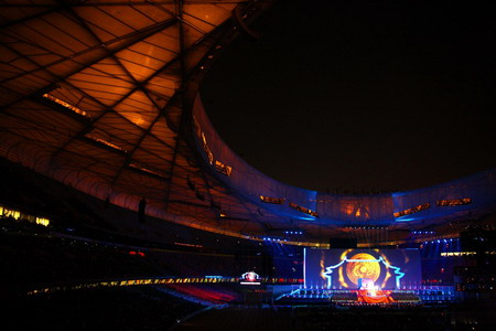 Opera Turandot debuts at Bird's Nest