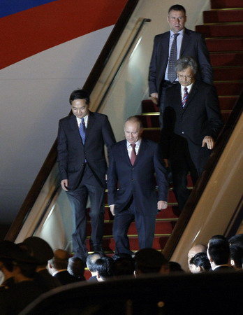 Chinese premier meets Russian PM