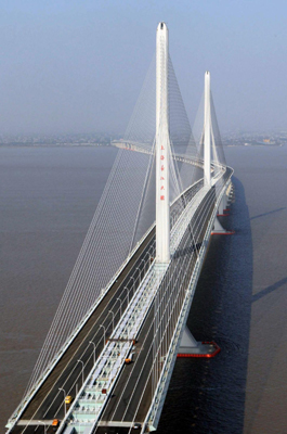 Tunnel, bridge set to open in Shanghai
