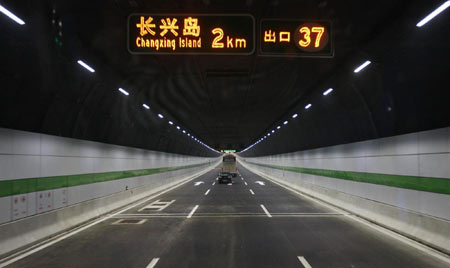 Bridge-tunnel linking China's third largest island opens to traffic