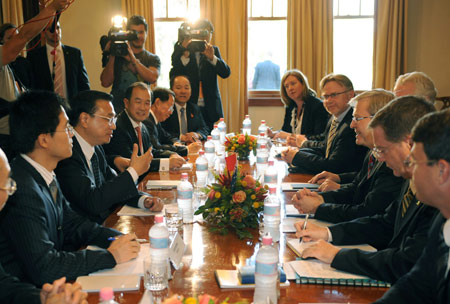 Chinese vice-premier meets Australian PM on ties