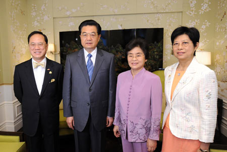 Chinese president meets with head of Hong Kong SAR