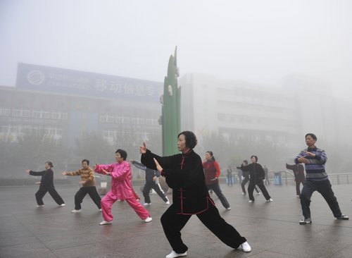 Heavy fog hampers transport services