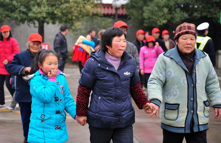 Resettle for south-to-north water project in C.China