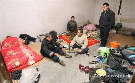 Workers stranded waiting for unpaid wages