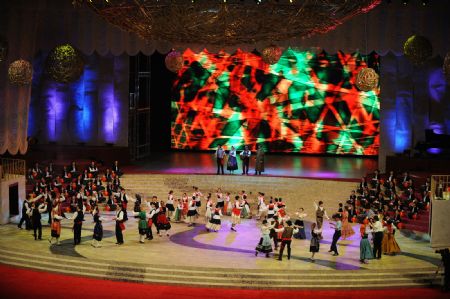 Grand gala marks the decade after Macao's return
