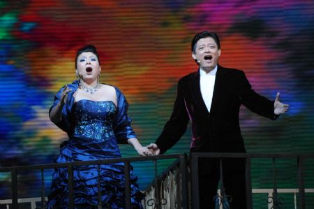 Grand gala marks the decade after Macao's return