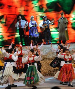 Grand gala marks the decade after Macao's return