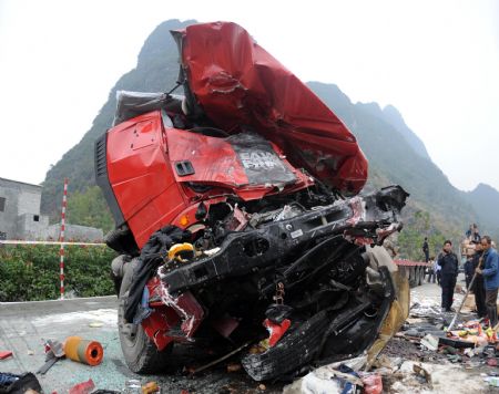 Vehicle crash kills seven in southwest China