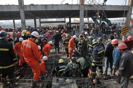 Six dead in east China scaffold collapse