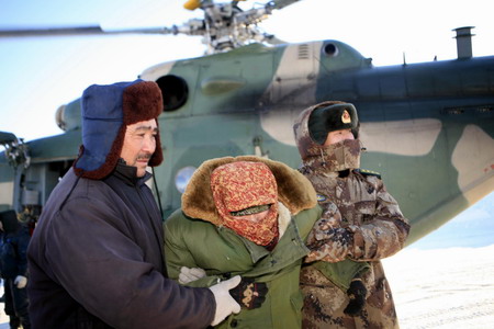 Illegal gold miners frozen to death in Xinjiang
