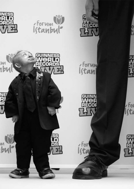 World’s shortest man dies