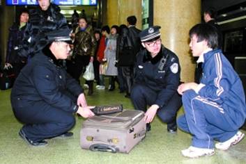 Beijing raises subway security level to highest