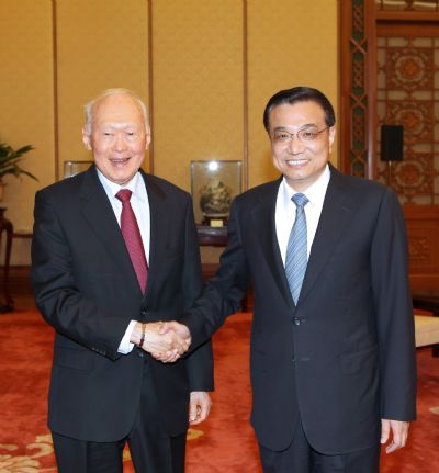 Vice-premier vows to advance ties with Singapore