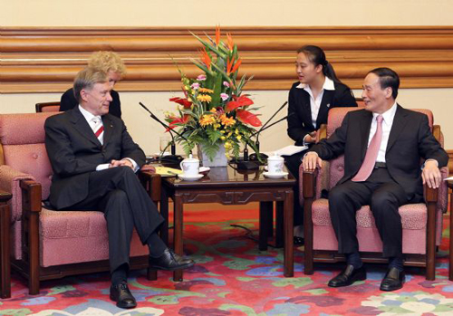 China vows to deepen Sino-German co-op