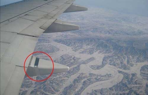 Photos of taped plane arouse fear, doubts