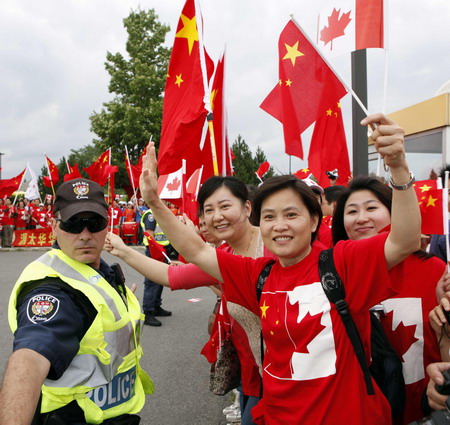 President Hu meets with Canada's leaders in Ottawa