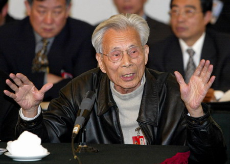 Famous Chinese painting master Wu Guanzhong passes away