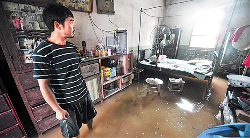 Officials fear floods, strained reinforcements