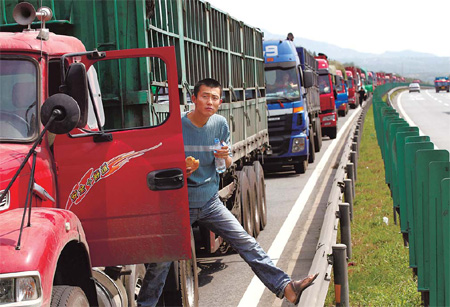 Monster jam puts brakes on again on N.China expressway