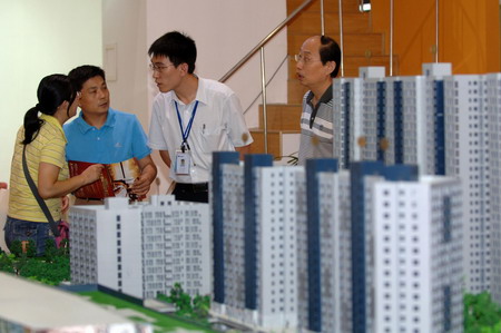 More Chinese expect house prices to rise: survey