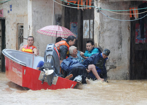 Typhoon Fanapi kills 54 in South China