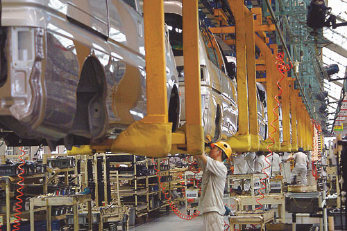 Manufacturing pace fastest in 4 months