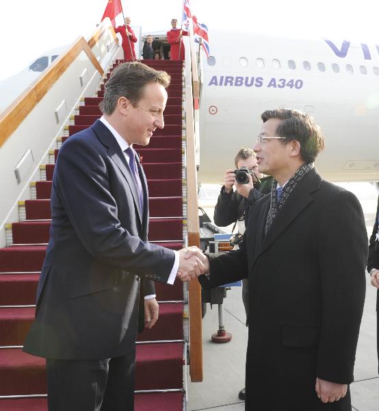 British PM starts official visit to China