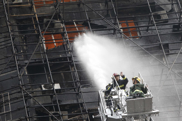 42 killed in high-rise building fire in Shanghai