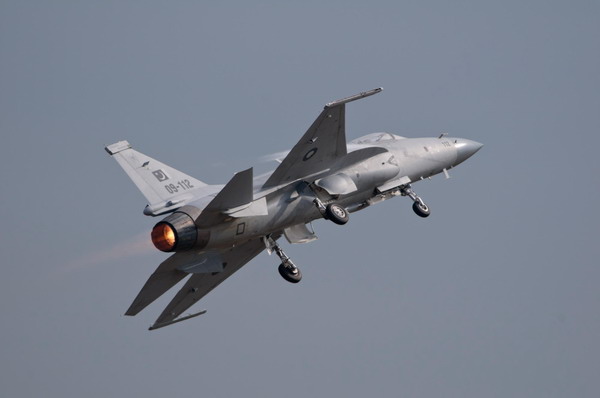 China in talks to sell fighter jets to 8 countries