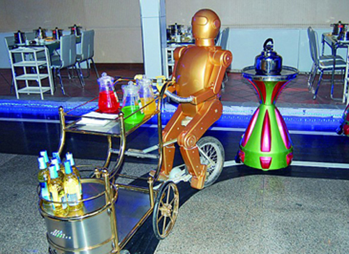 Robots give restaurant futuristic feel