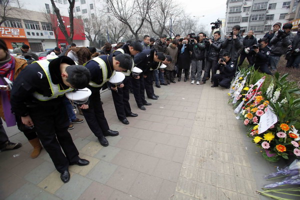 Police break murder case in E China